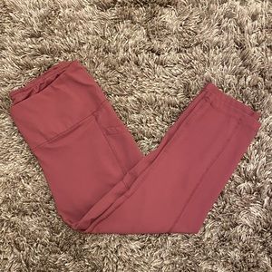 Yogalicious High Waist Capri Leggings, Size Large
